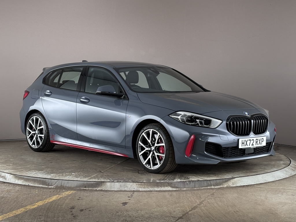 BMW 1 Series M135i Xdrive Step Black #3