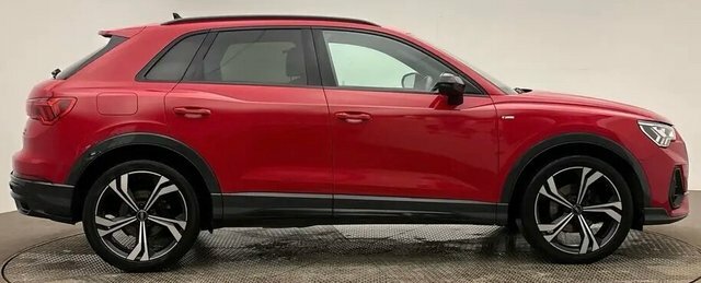 Audi Q3 2.0 Tdi 35 Edition 1 Suv Quattro Red #4