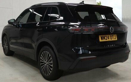 Volkswagen Tiguan 2.0 Tdi Match Suv Dsg Euro 6 Ss 150 Black #2