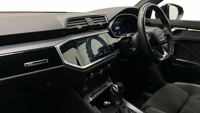 Audi Q3 2.0 Tdi 35 Black Edition Suv S Tronic E Black #2