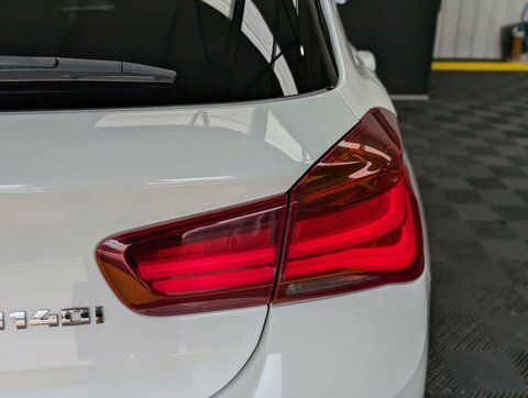 BMW 1 Series 3.0 M140i Gpf WA19VWM White #5