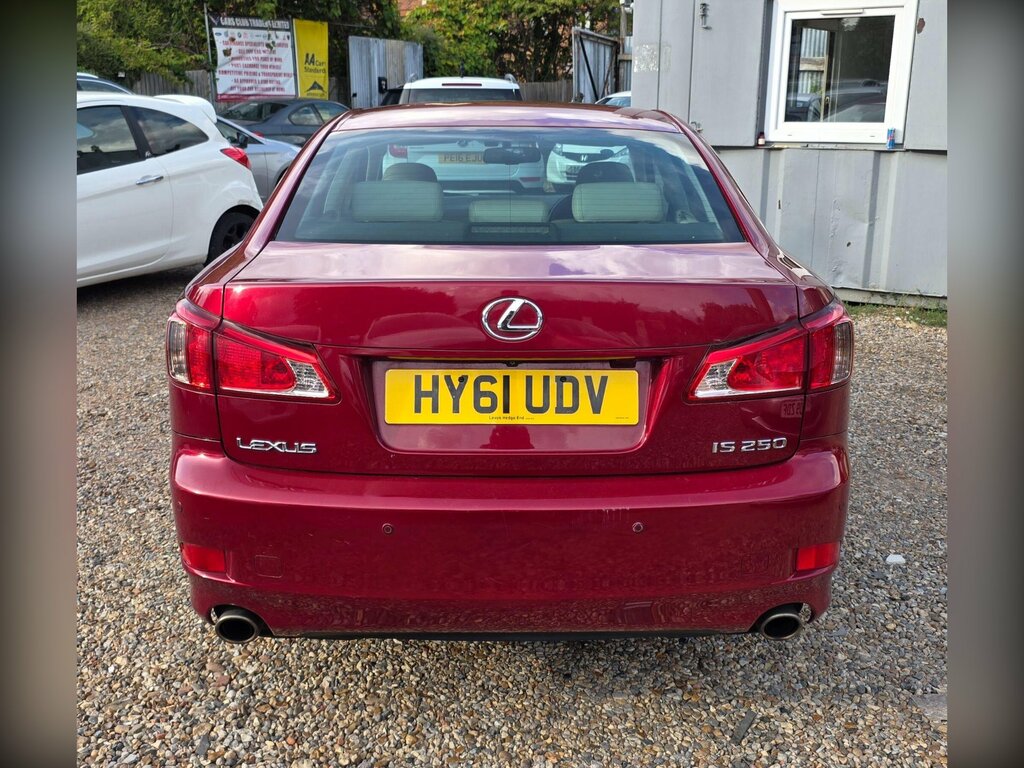 Lexus IS 2.5 250 V6 Advance Euro 5 Red #6