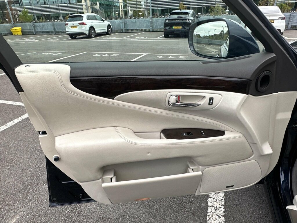 Lexus LS 5.0 600H V8 Cvt Silver #51