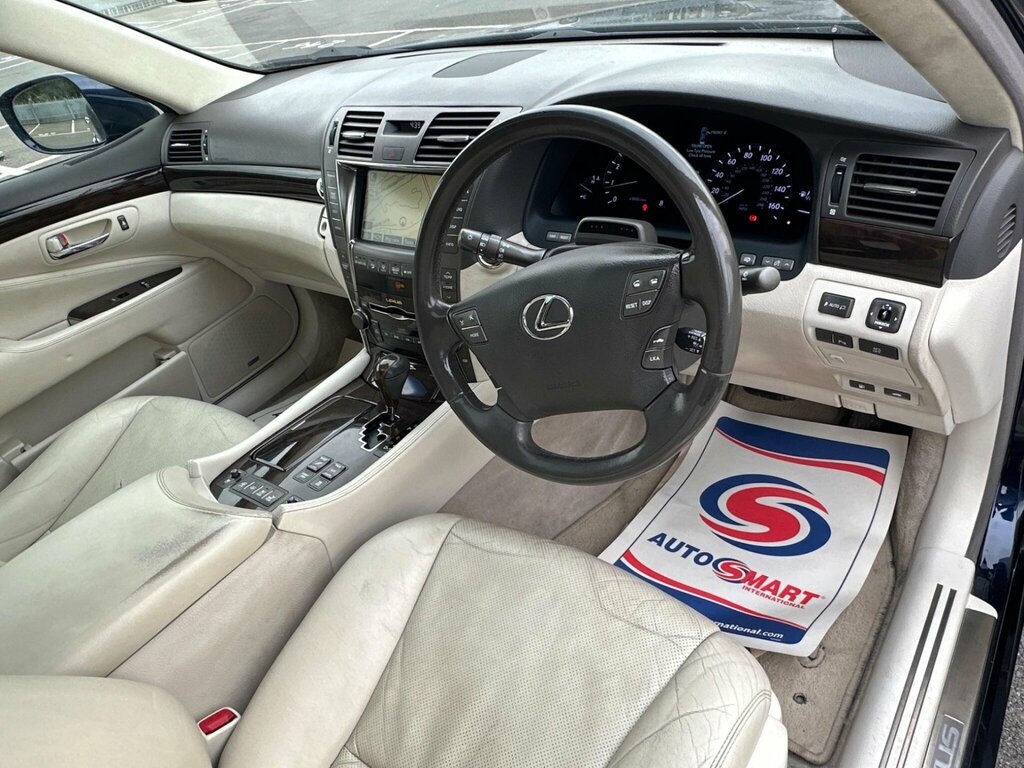 Lexus LS 5.0 600H V8 Cvt Silver #19