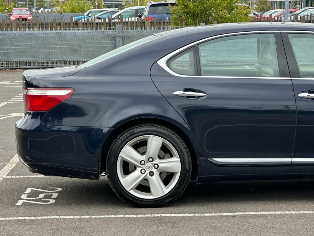 Lexus LS 5.0 600H V8 Cvt Silver #64