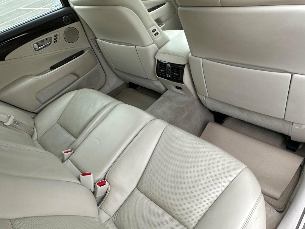 Lexus LS 5.0 600H V8 Cvt Silver #32