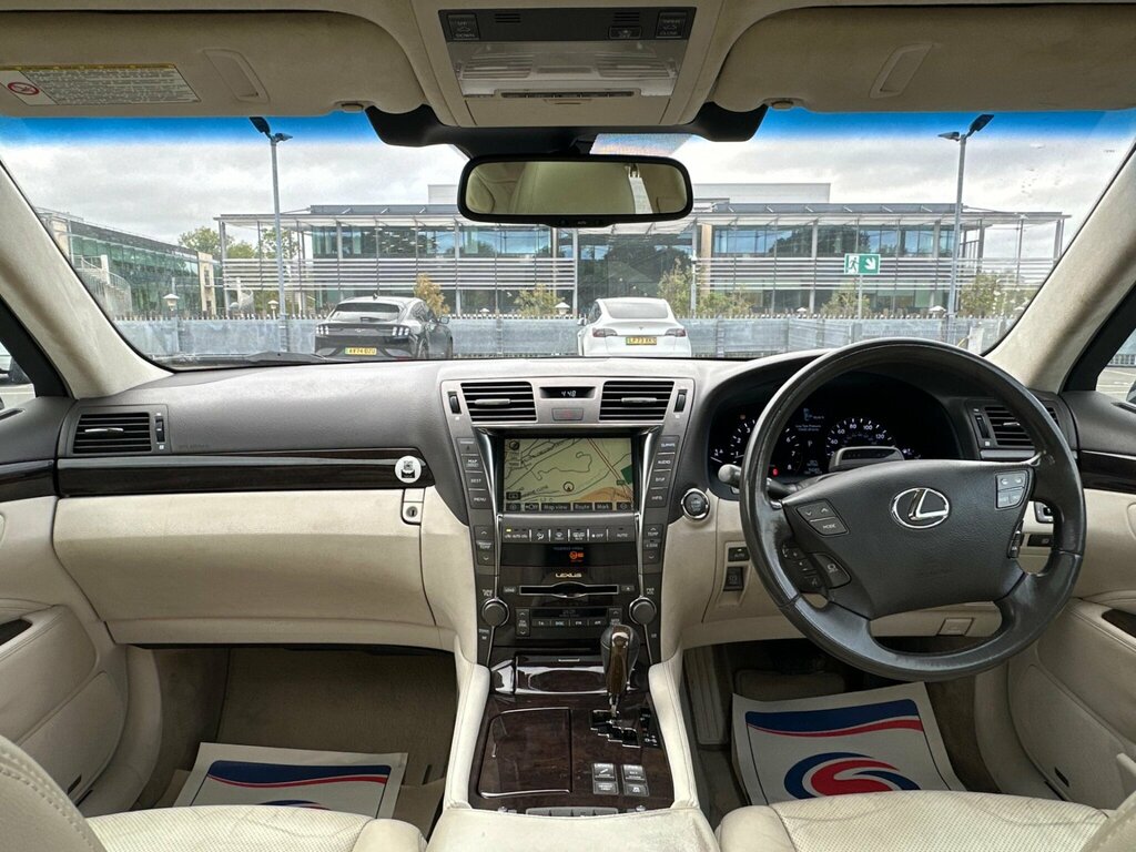 Lexus LS 5.0 600H V8 Cvt Silver #16