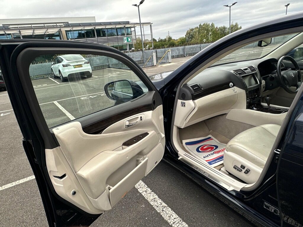 Lexus LS 5.0 600H V8 Cvt Silver #52