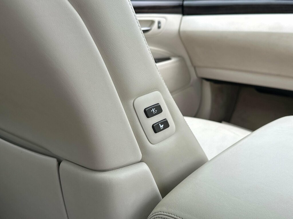 Lexus LS 5.0 600H V8 Cvt Silver #87