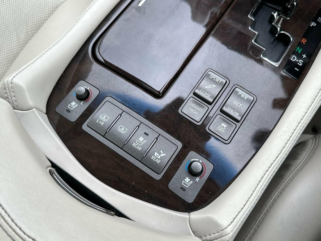 Lexus LS 5.0 600H V8 Cvt Silver #69