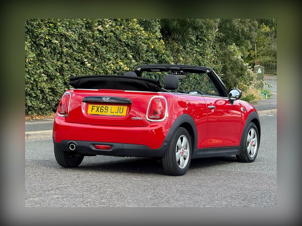 Mini Convertible 1.5 Cooper Classic Steptronic Euro 6 Ss FX69LJU Red #2