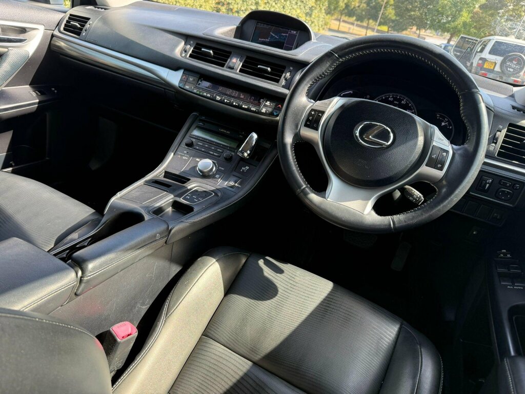 Lexus CT 1.8 200H Advance Cvt Euro 5 Ss Silver #4