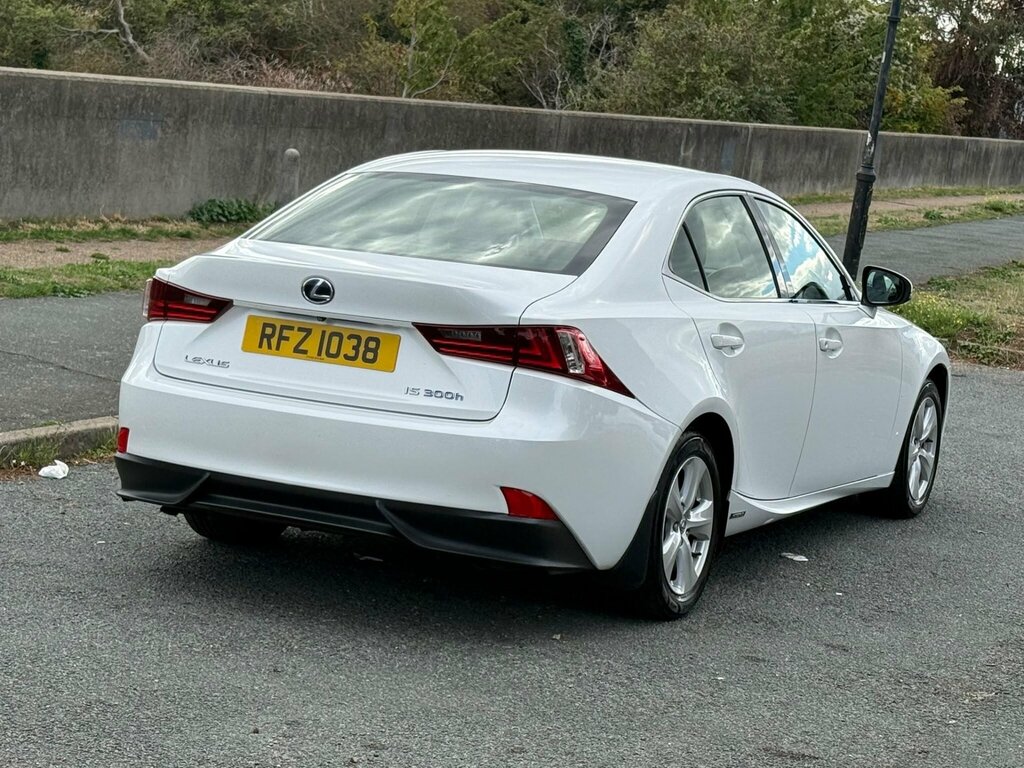 Lexus IS 2.5 300H Se E-cvt Euro 5 Ss White #4