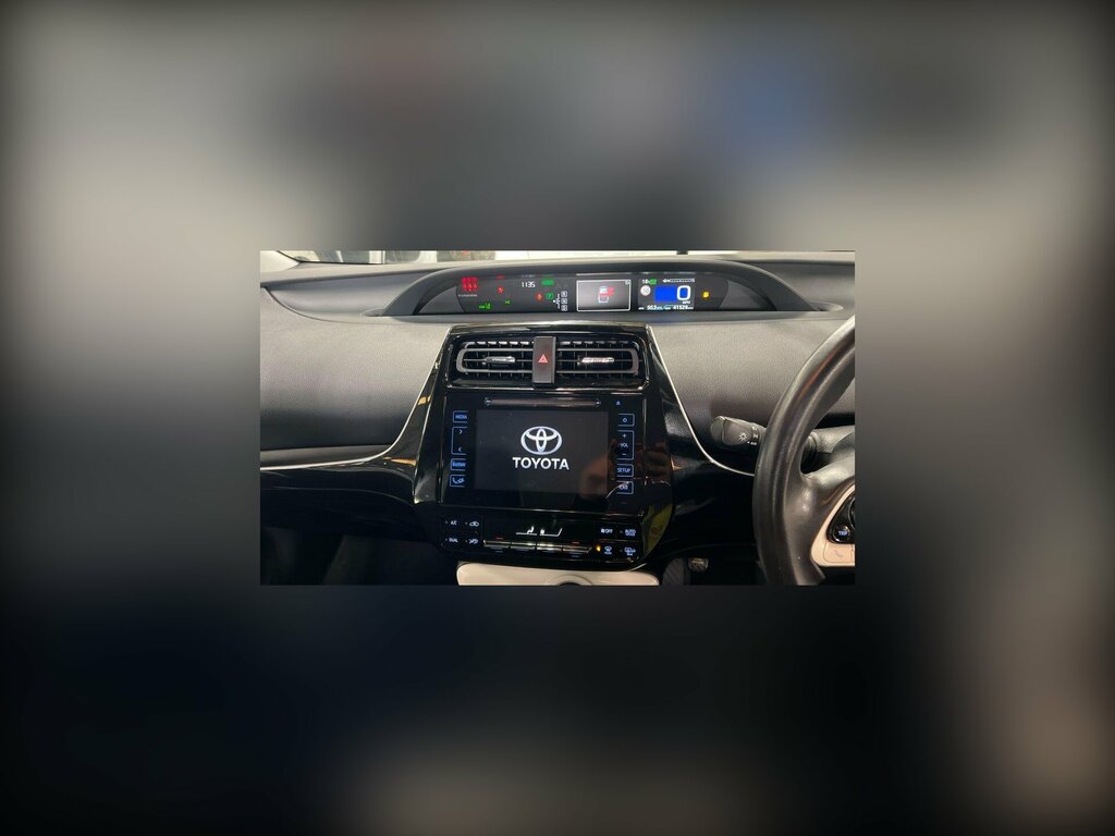 Toyota Prius 1.8 Vvti Excel Cvt Red #4