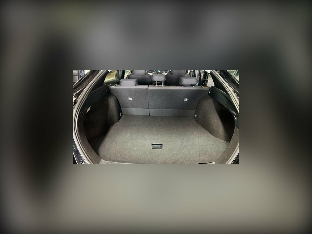 Toyota Prius 1.8 Vvti Excel Cvt Red #8