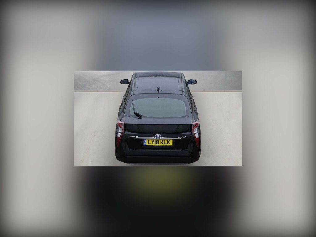 Toyota Prius 1.8 Vvti Excel Cvt Red #2