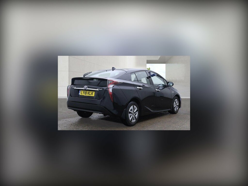 Toyota Prius 1.8 Vvti Excel Cvt Red #1