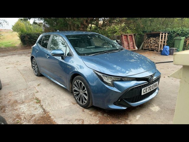 Toyota Corolla Vvt-h Design Hatchback Blue
