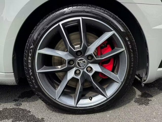 Skoda Octavia 1.6 Se L Tdi Grey #12