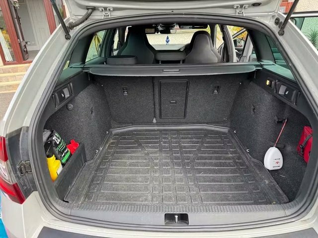 Skoda Octavia 1.6 Se L Tdi Grey #8