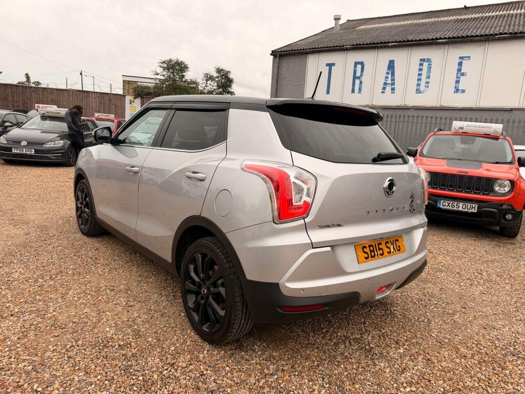 SsangYong Tivoli Petrol Silver #6