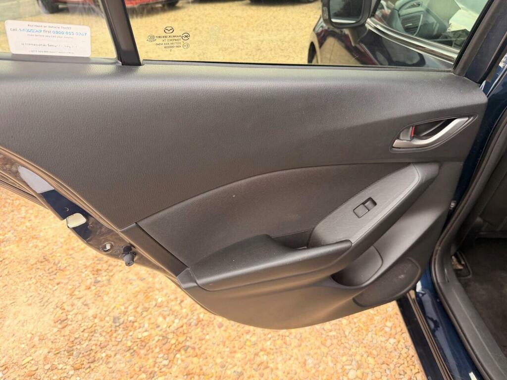 Mazda 3 Hatchback 2.2 Skyactiv-d Sport Nav Euro 6 S Grey #46