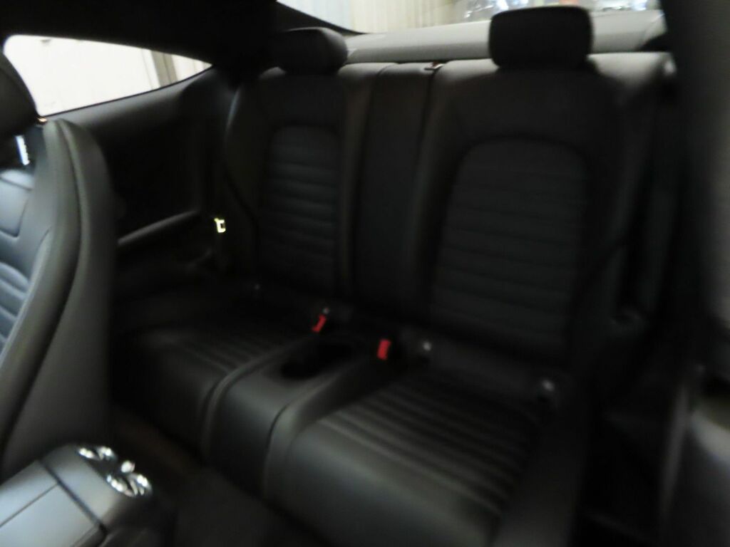 Mercedes-Benz C Class 2016 2.0 C350 E Black #7