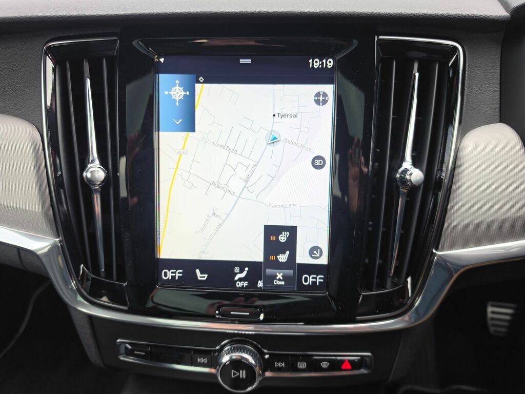 Volvo V90 2L R-design Black #79