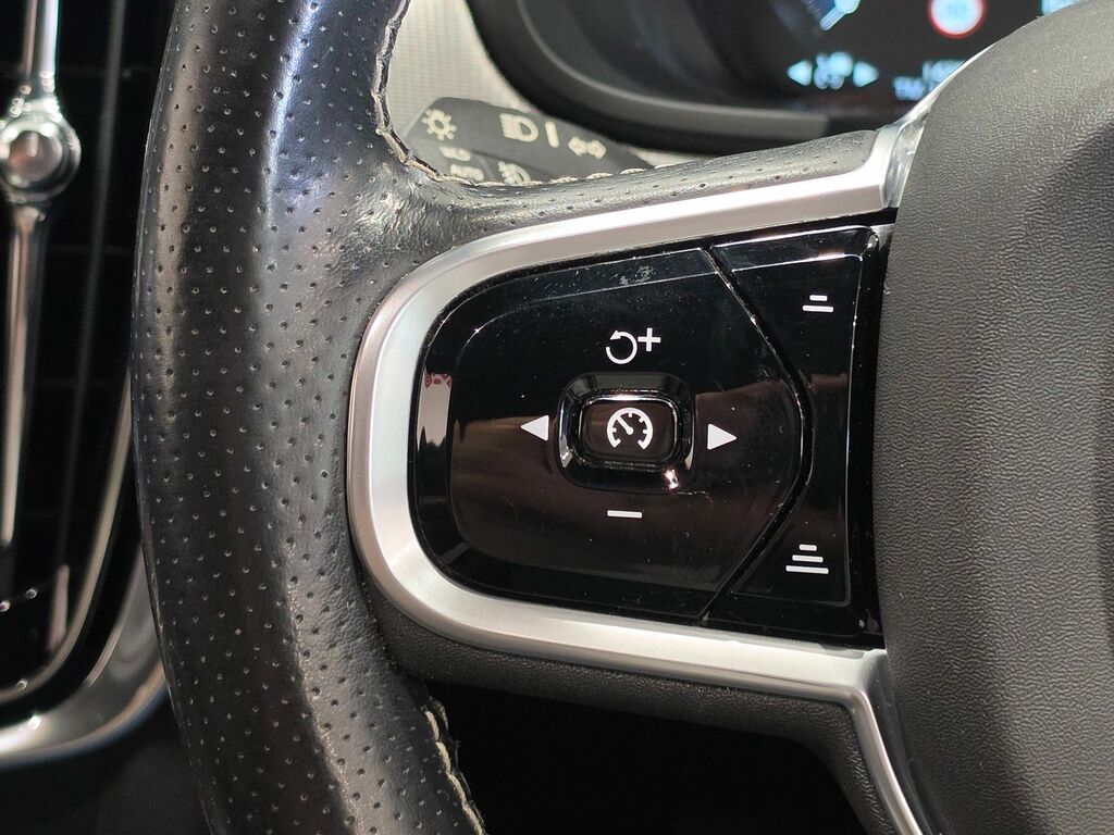 Volvo V90 2L R-design Black #31