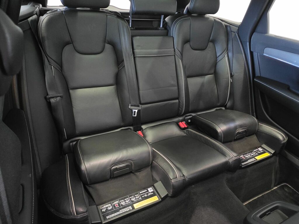 Volvo V90 2L R-design Black #94