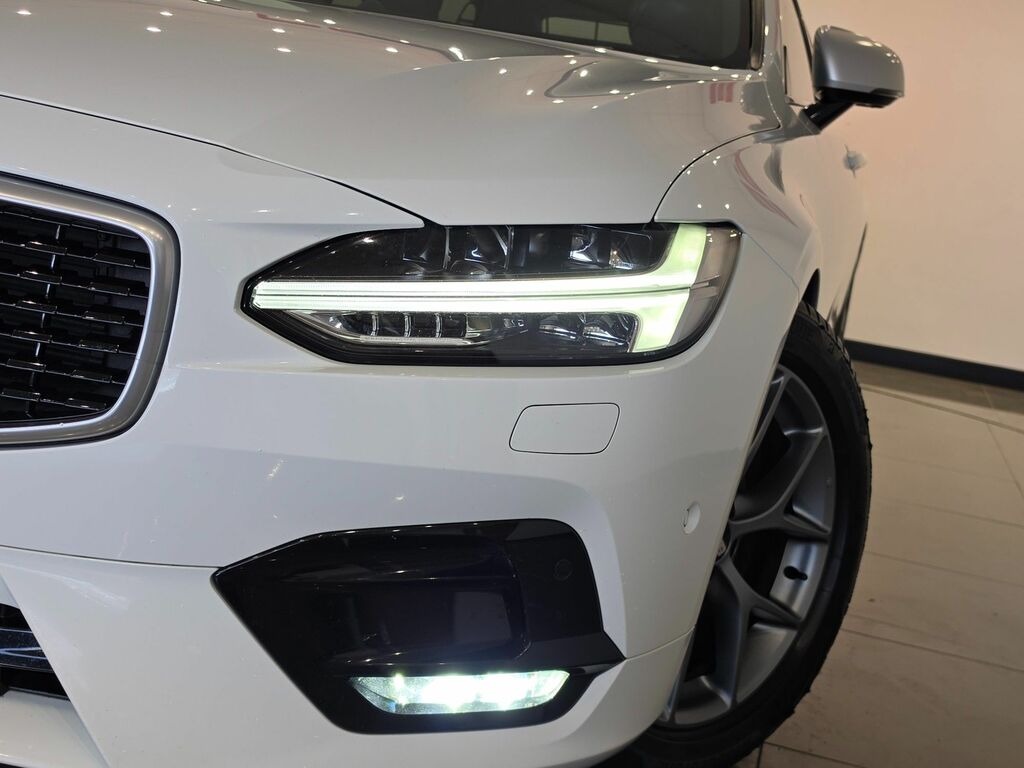 Volvo V90 2L R-design Black #50