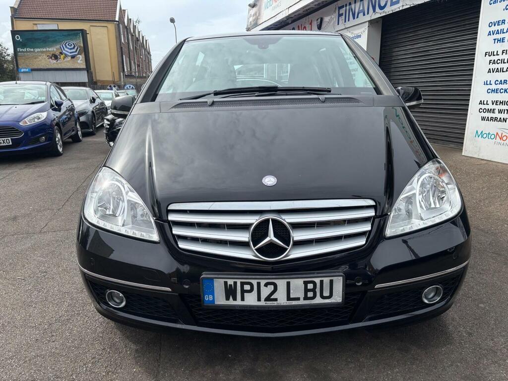 Mercedes-Benz A Class Hatchback 2.0 A180 Cdi Avantgarde Se Cvt 2012 Black #3
