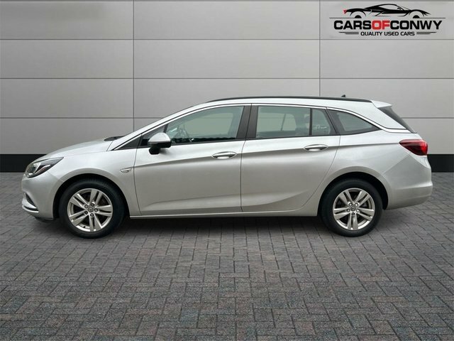 Vauxhall Astra 1.6 Cdti Blueinjection Tech Line Nav Sports Tourer Silver #4