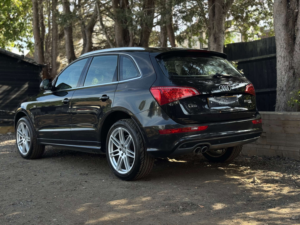 Audi Q5 Suv Silver #4