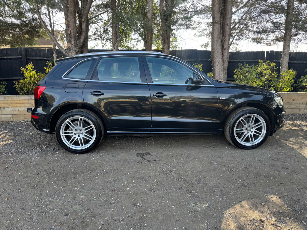 Audi Q5 Suv Silver #9