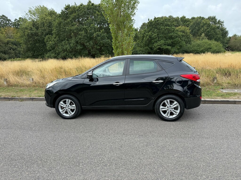Hyundai Ix35 1.7 Crdi Premium Black #5