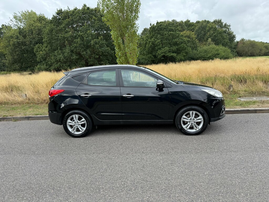 Hyundai Ix35 1.7 Crdi Premium Black #3