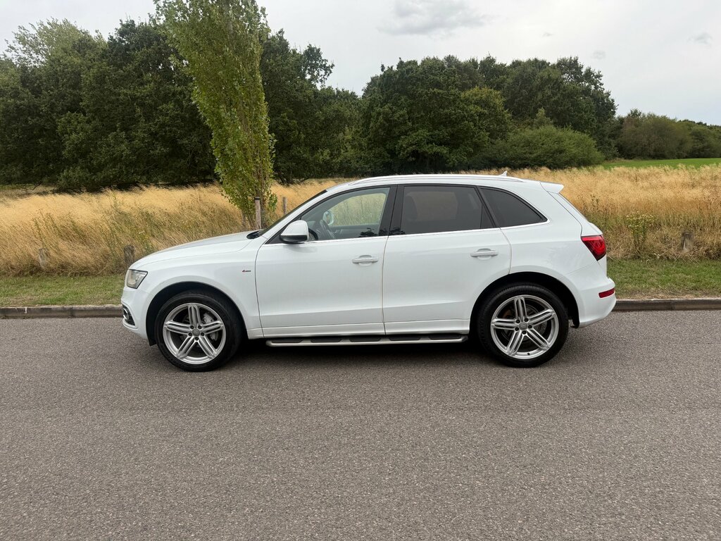 Audi Q5 2.0 Tdi Quattro S-line Plus White #4