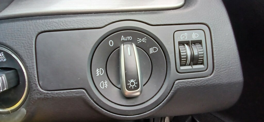 Volkswagen Passat 1.6 Tdi Bluemotion Tech S Black #14