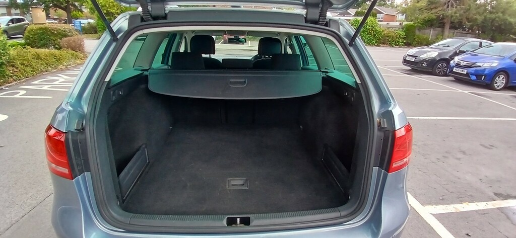 Volkswagen Passat 1.6 Tdi Bluemotion Tech S Black #20