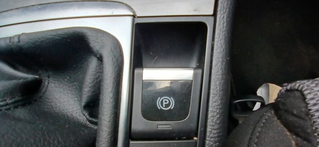 Volkswagen Passat 1.6 Tdi Bluemotion Tech S Black #18