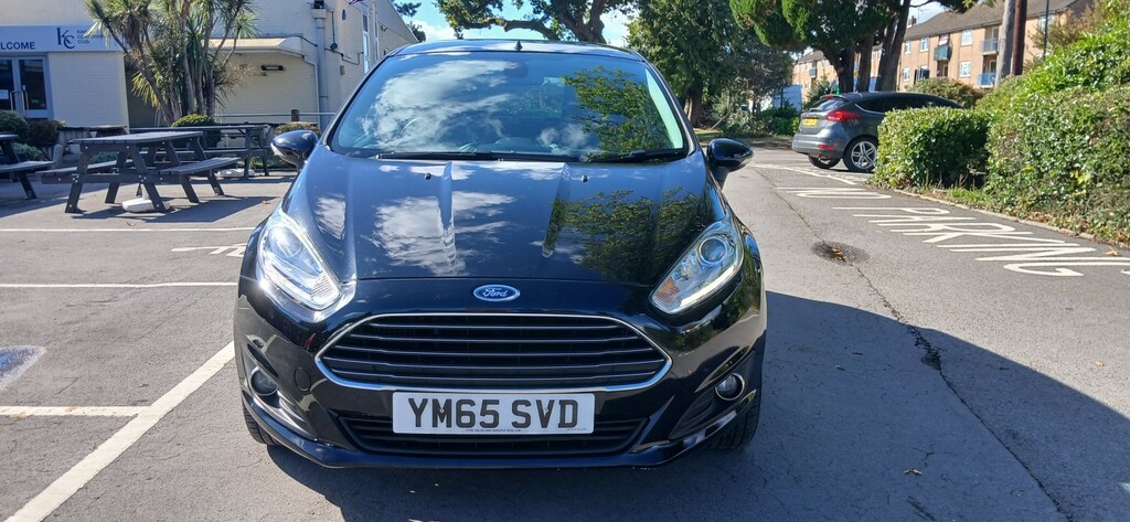 Ford Fiesta 1.0 T Ecoboost Titanium Black #3