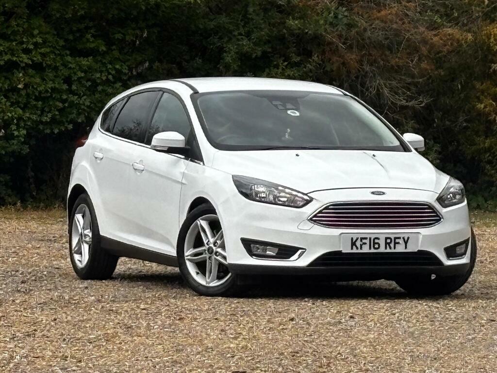 Ford Focus 1.0T Ecoboost Titanium Euro 6 S S White #5
