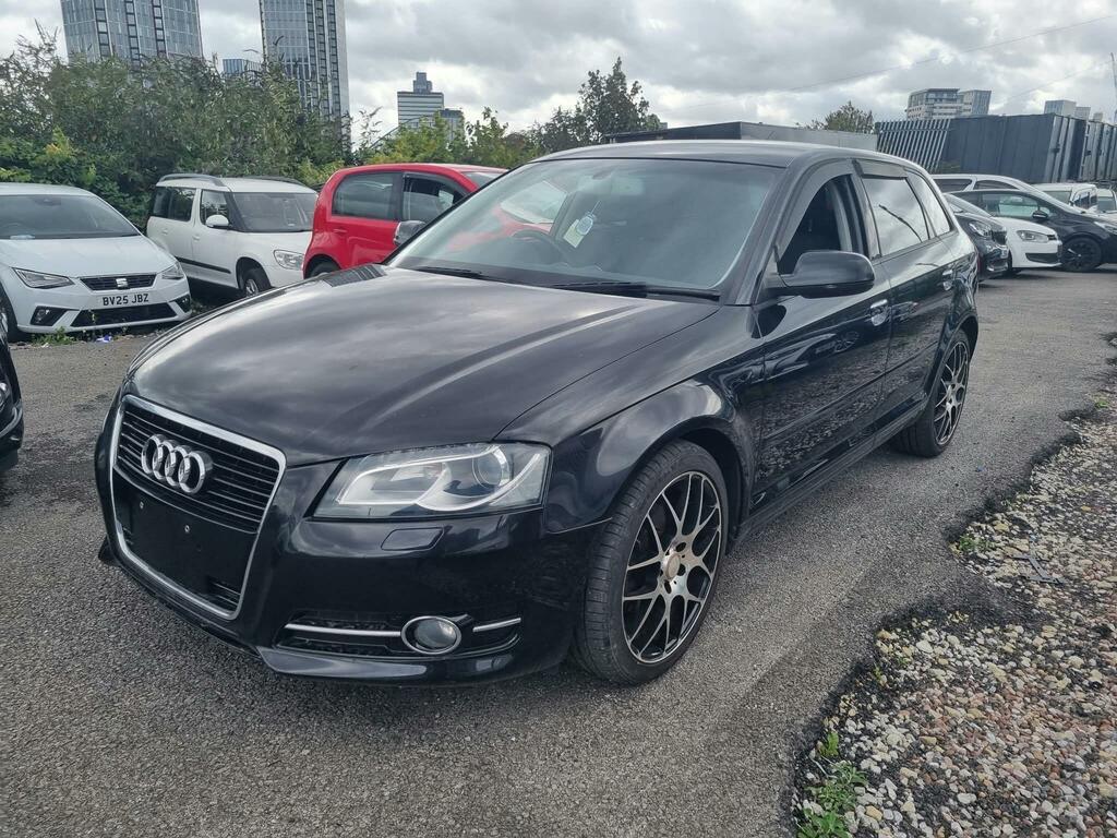 Audi A3 Se Black #4