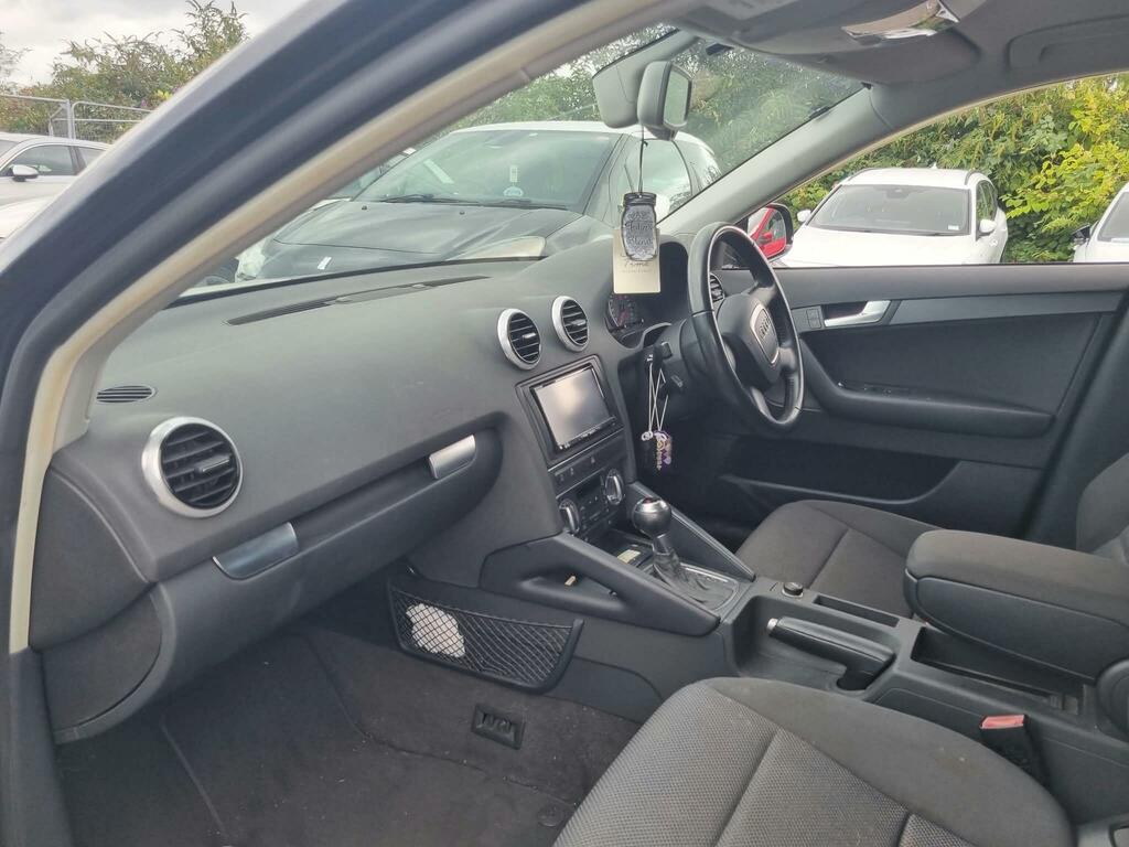 Audi A3 1.6L Tdi Sport 104 Bhp Red #36