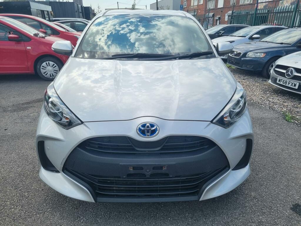 Toyota Yaris Excel Silver #3