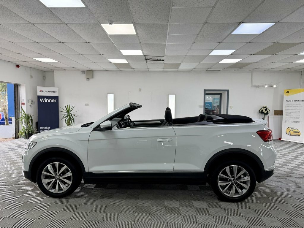 Volkswagen T-Roc 2021 1.5 Tsi Evo Design Cabriolet Manua White #6