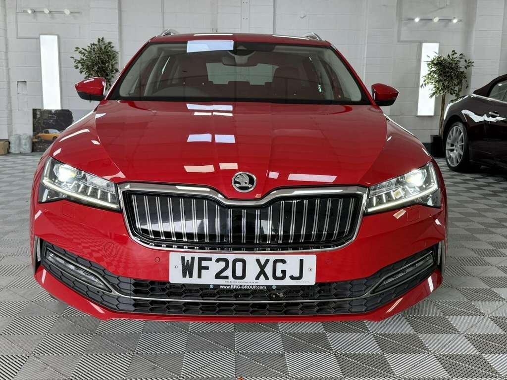 Skoda Superb 2020 1.4 Tsi Iv 13Kwh Laurin Klement Estate Red #3