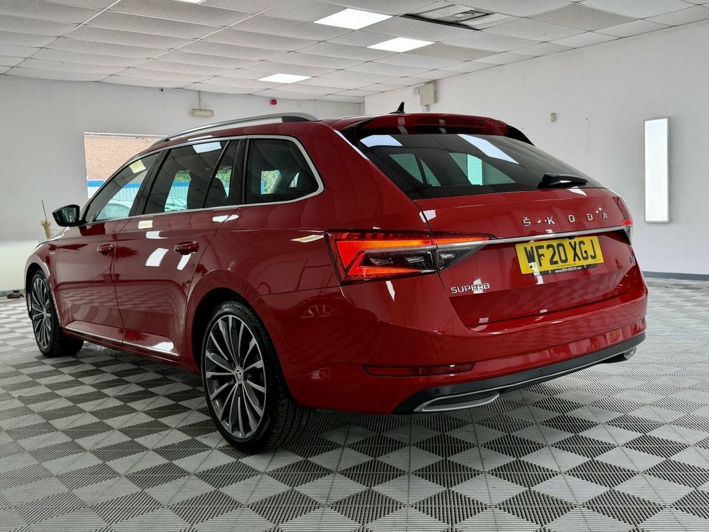 Skoda Superb 2020 1.4 Tsi Iv 13Kwh Laurin Klement Estate Red #6