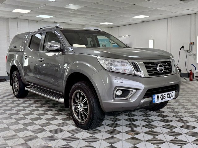 Nissan Navara 2016 2.3 Dci Tekna Pickup Double Cab Ma Grey